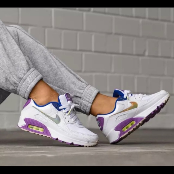 Nike Air Max 90 SE (Womens Sizes) Shoes CJ0623 100 - Picture 7 of 9